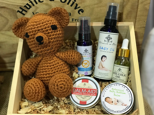 Buy New Baby Gift Set with  all-natural baby oil, anti-colic oil, and diaper rash balm in the Philippines. 